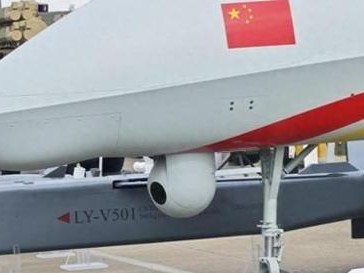 无人机干扰飞机的安全（探索无人机干扰飞机的影响和解决方案）