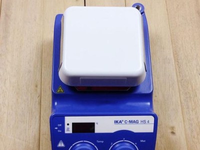 以甲龙C40X为主题的全面解析（性能、外观、配置、价格等方面的详细评估）
