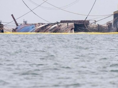 死猪沉海四天后的腐烂与环境影响（探究海底环境对死猪腐烂过程的影响及其对生态系统的潜在威胁）