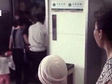 实况2015（以实况2015怎么样为例，探索真实足球游戏的魅力与创新）