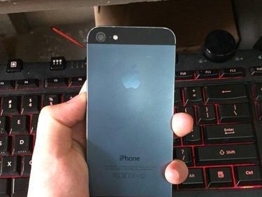 iPhone5越狱（解锁无限潜力，个性化你的iPhone体验）
